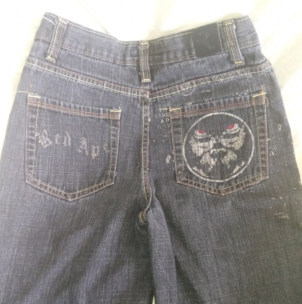 Jeans - Picture 2 of 3